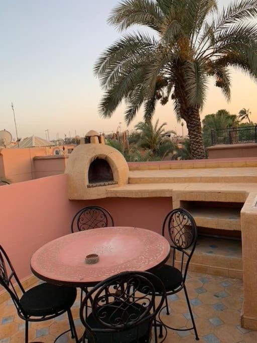 Ryad De Charme Authentique Piscine Calme Marrakesh Extérieur photo