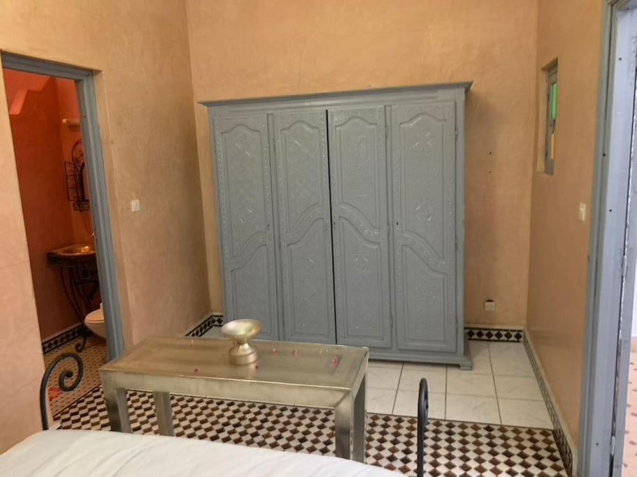 Ryad De Charme Authentique Piscine Calme Marrakesh Extérieur photo